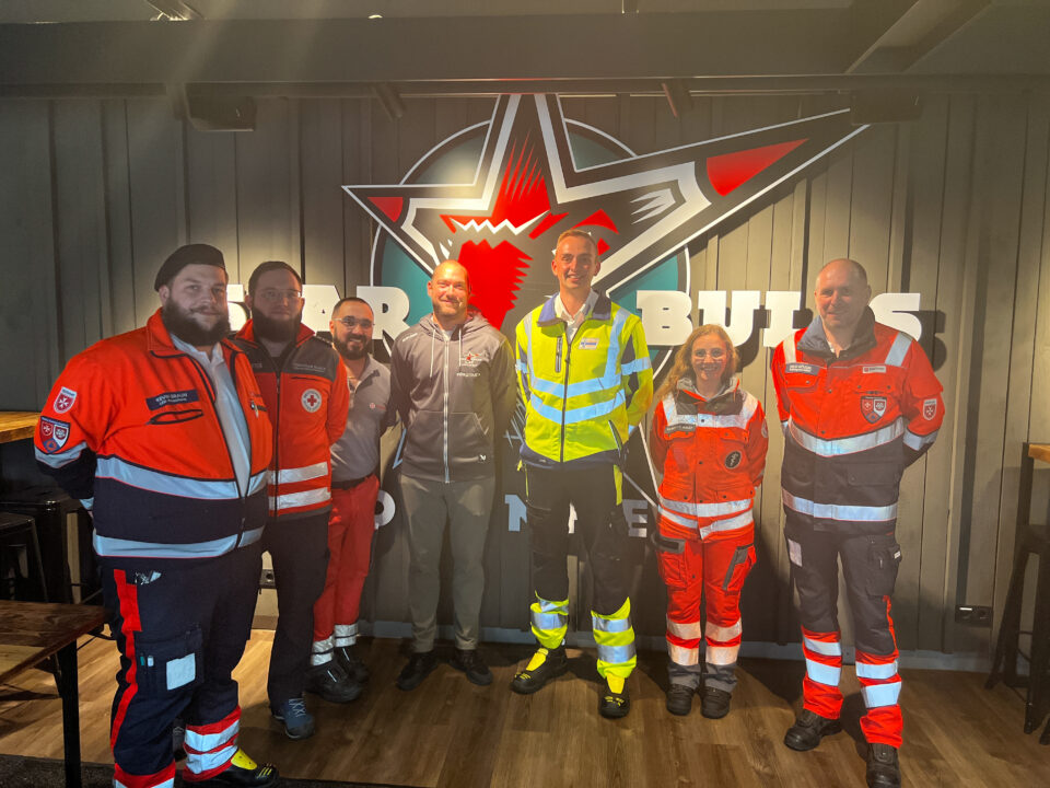 Gemeinsames Treffen der Hilfsorganisationen für den Sanitätsdienst bei den Starbulls in Rosenheim